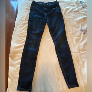 Studio Blue Size 28